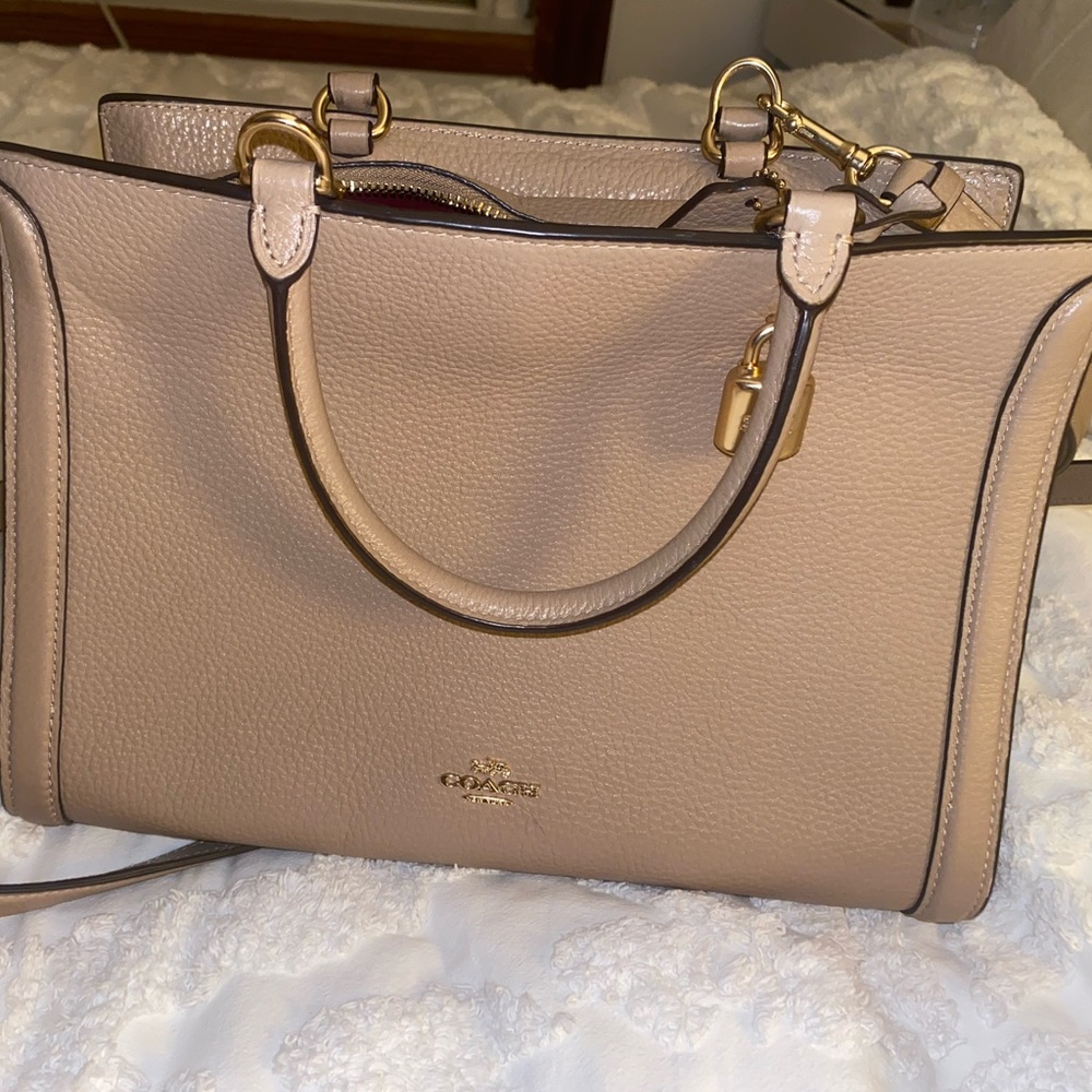 Coach shoulder bag
